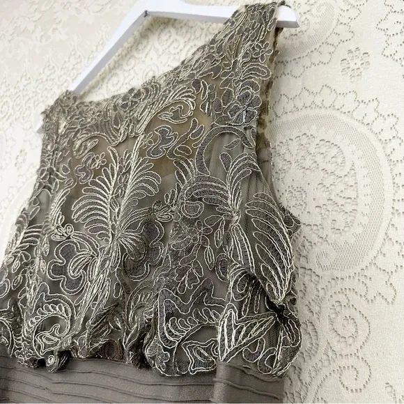 Tadashi Shoji Ariana Metallic Smoke Pearl Tulle Lace Pintuck Waist Dress