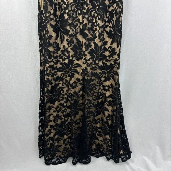 Tadashi Shoji Embroidered Black Lace Nude Lined Boat Neck Cap Sleeve Gown 14
