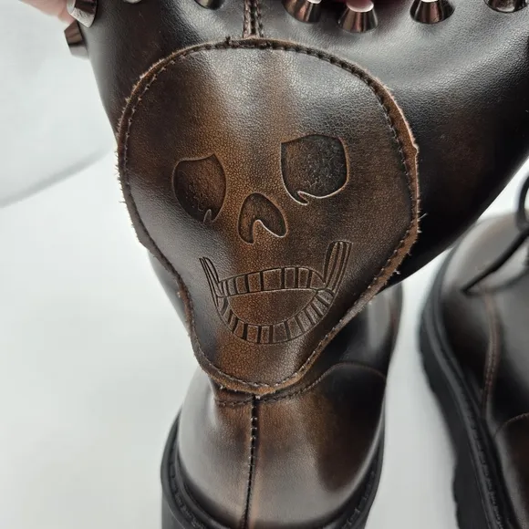 Taizile TZL208 Brown Leather Spiked Skull Detail Lace Up Combat Boots Size 8.5