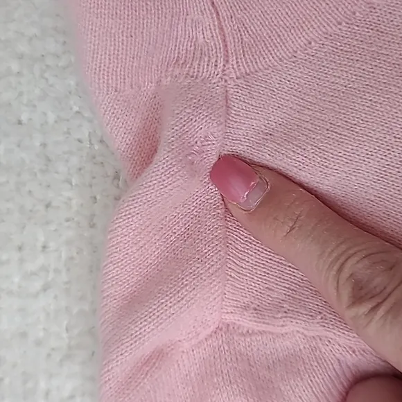 Talbots Audrey Cashmere Crew Neck 3/4 Sleeve Sweater in Baby Pink