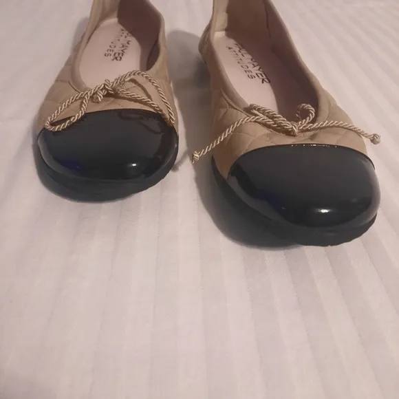 Tan And Black Ballet Flats Size 9.5
