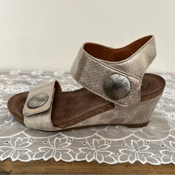 Taos Carousel Leather Wedge Sandal