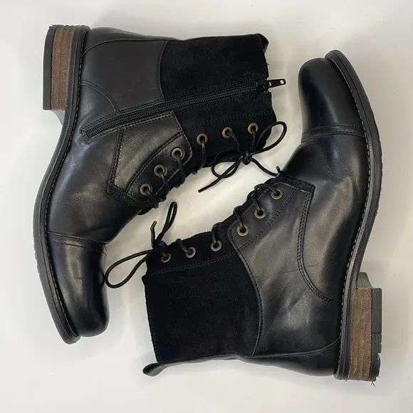 Tara M Leena Size‎ 42 Black Leather and Suede Side zip lace up Ankle Boots