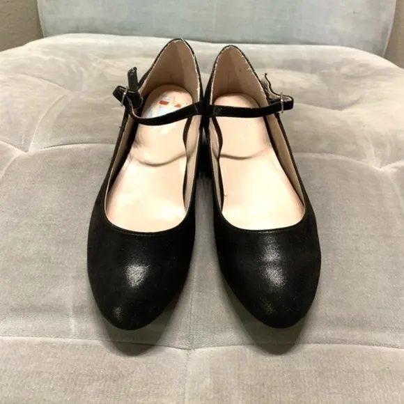 Taryn Rose Fannie Mary Jane Kitten Heels Black Shoes Comfortable Classic Size 10