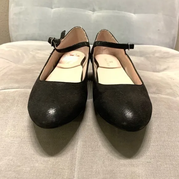 Taryn Rose Fannie Mary Jane Kitten Heels Black Shoes Comfortable Classic Size 10