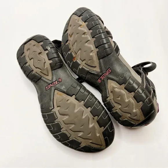Teva Tirra Hiking Sporty Strappy Sandals Outdoor Water Shoes Black Purple Size 8