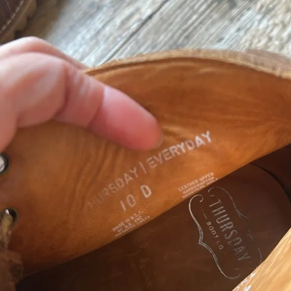 THURSDAY Boot Company Vanguard lace up leather Boots 10D