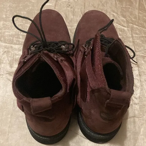 Timberland 6” Burgundy Belt Boots