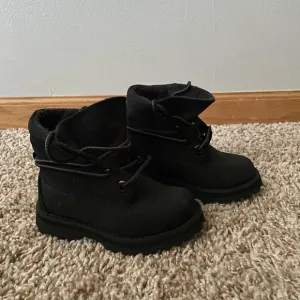 Timberland Black High Top Lace Up Boots Size 7
