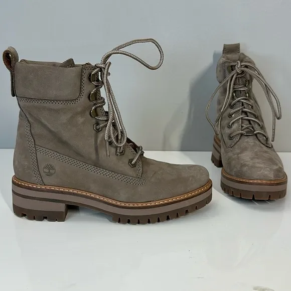 Timberland Courmayeur Valley Leather Lace Up Boots Taupe Nubuck Size 7