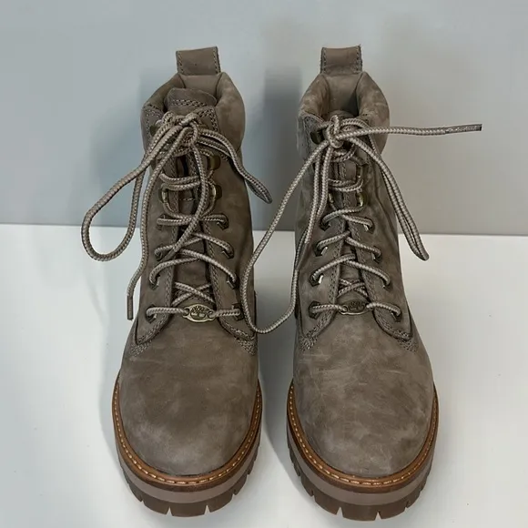 Timberland Courmayeur Valley Leather Lace Up Boots Taupe Nubuck Size 7