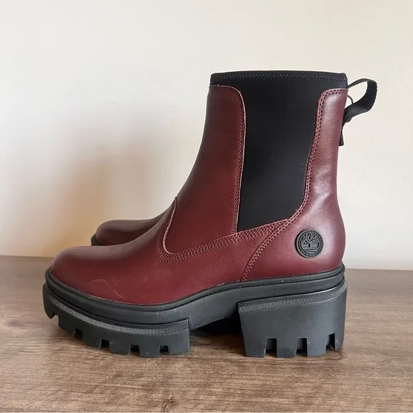 TIMBERLAND Everleigh Chelsea Women's Boot Size 10 SKU#243196