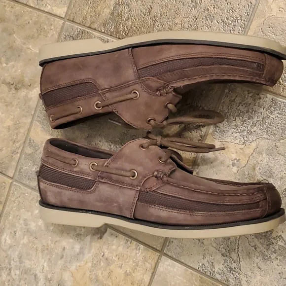 Timberland Men's Classic 2-Eye Boat Shoes 9.5 brown genuine leather