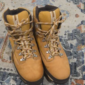 Timberland Wheat Lace-Up Boots