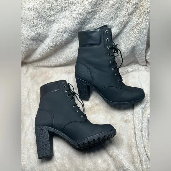 Timberland Women's Ankle Lace-up Boots Sz 10 wide earthkeepers