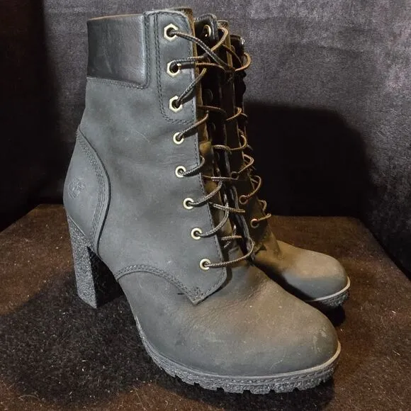 Timberland womens boots size 7.5