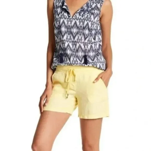 Tommy Bahama New Size 0 Two Palms 5 inch Drawstring Linen Shorts in Soft Yellow