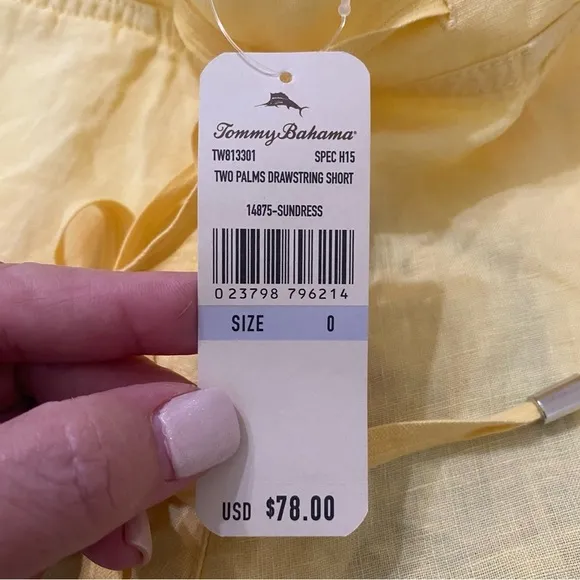 Tommy Bahama New Size 0 Two Palms 5 inch Drawstring Linen Shorts in Soft Yellow