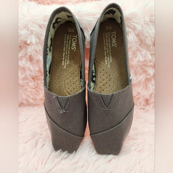 TOMS Ash Gray Classic Alpagartas