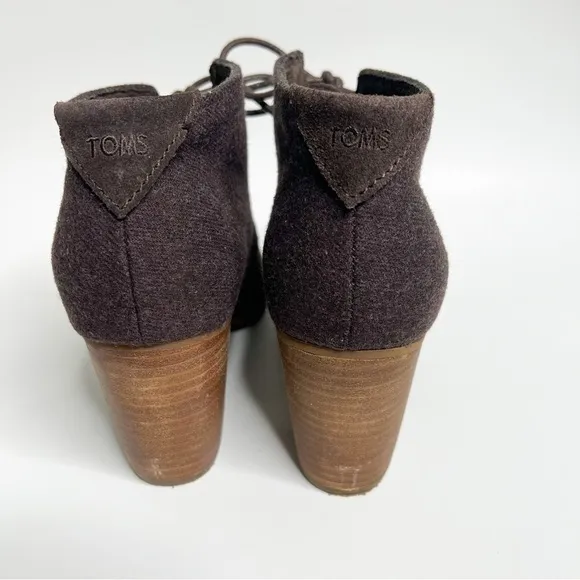 Toms Brown Suede &amp; Fabric Rounded Lace Up Boots size 8.5