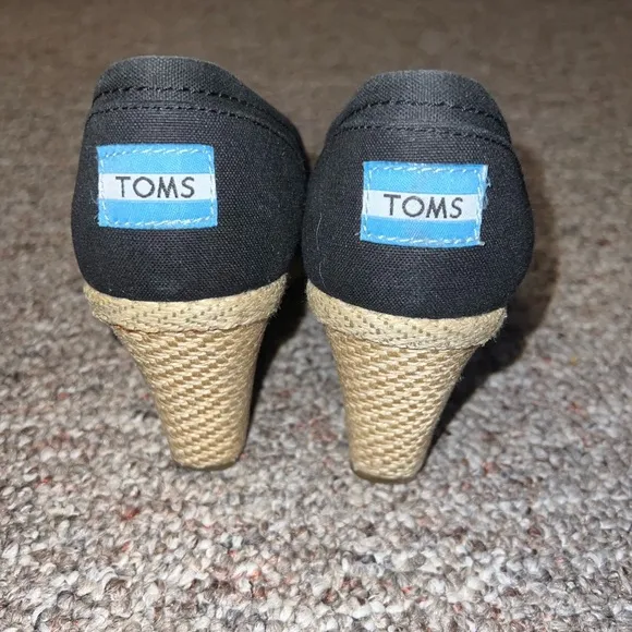 TOMS in box Michelle black wedges, peep toe size 8​