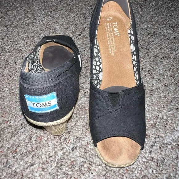 TOMS in box Michelle black wedges, peep toe size 8​