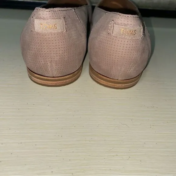 Tom’s Julie Flat Taupe Size W7