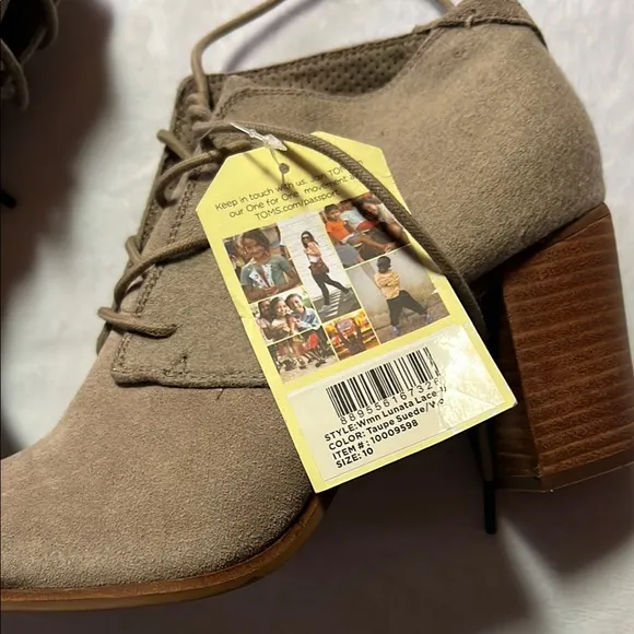 Toms women’s lunata lace up booties taupe