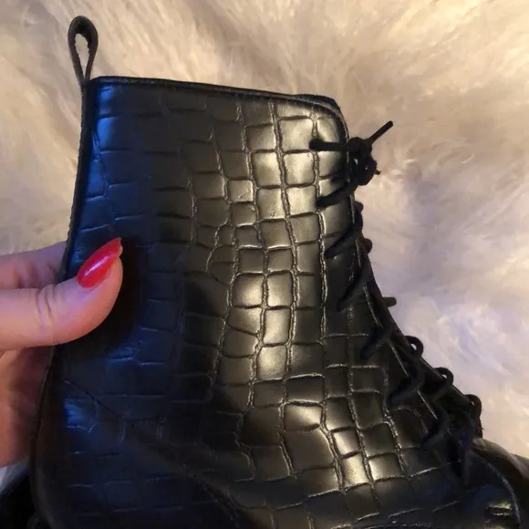 TOPSHOP Black Metal Silver Toe Lace Up Boots