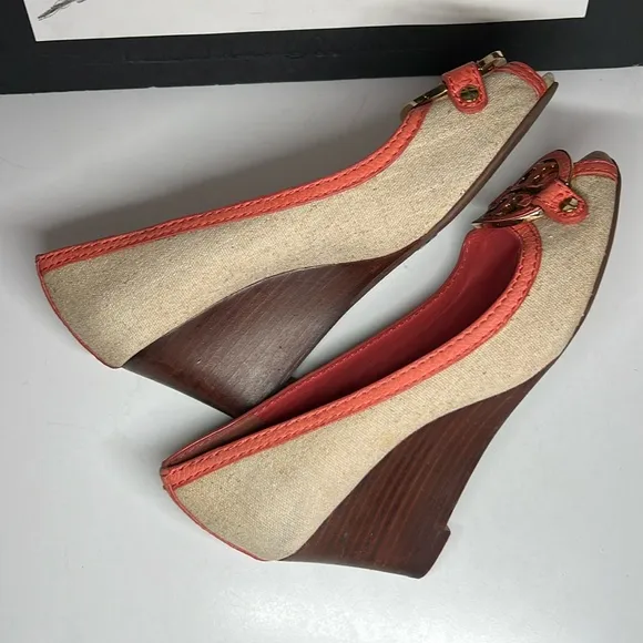 Tory Burch Amanda Off White/Pink Leather And Canvas PepToes Wedges Woman’s 6.5M