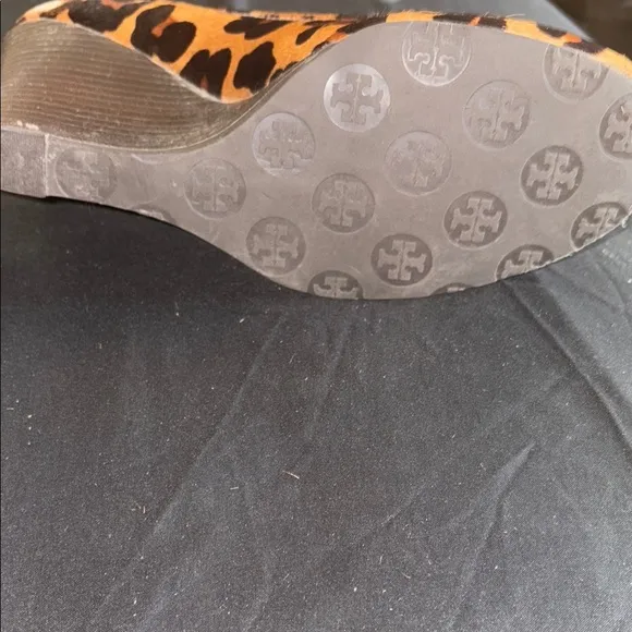 Tory Burch Brown and Black wedges Leopard Print
