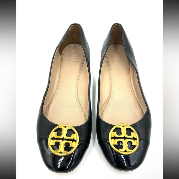 Tory Burch Chelsea Ballet Flats Napa Leather Black Gold Medallion cap toe 9.5M