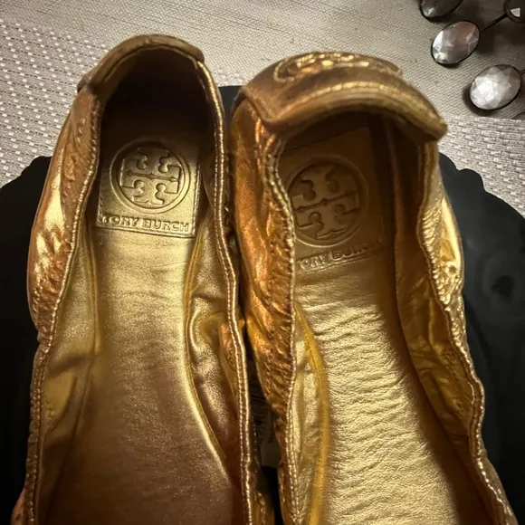 Tory Burch Eddie Ballet Flats Color:Metallic Gold Size:9.5 Great Condition