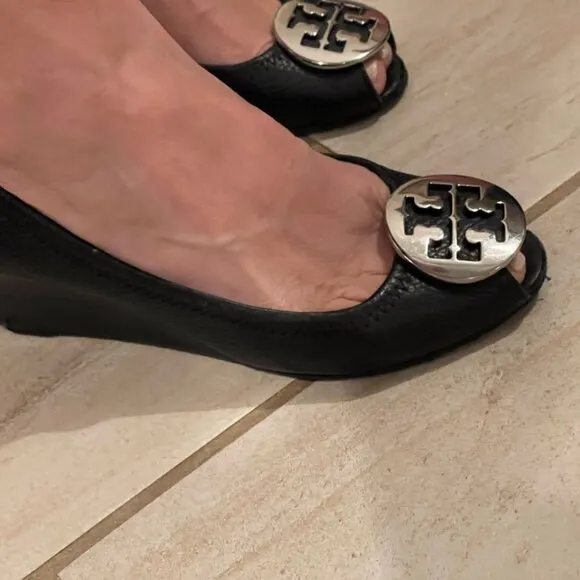 Tory Burch Sally 2 Black Leather Peep Toe Wedges Heels Size 7.5