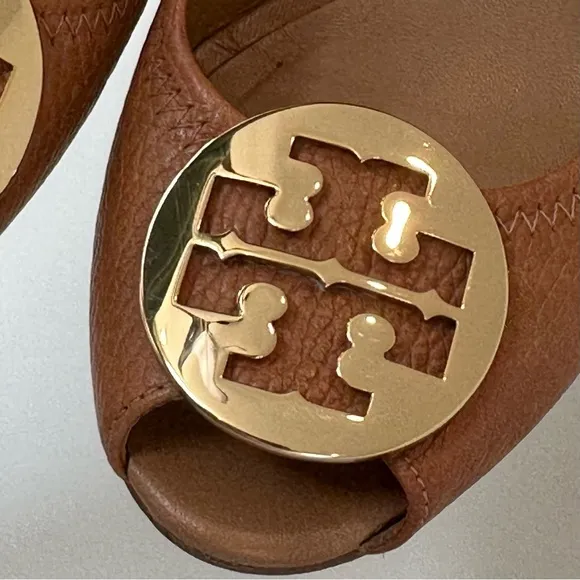 Tory Burch Sally Wedge Leather Camel Gold Logo Peep-toe Wedged Size 10M✨EUC✨