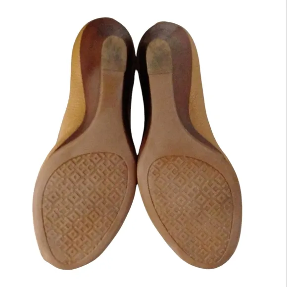 Tory Burch Selma Peep Toe Wedges Caramel/Tan Leather Wedge Heels Sz 9