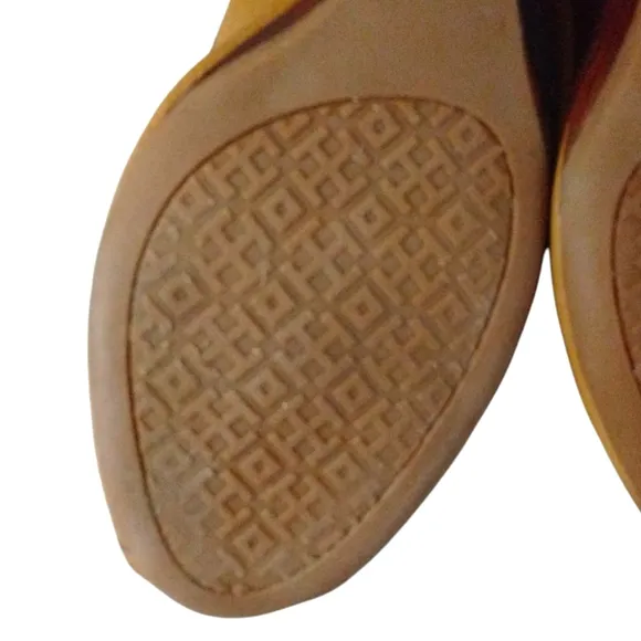 Tory Burch Selma Peep Toe Wedges Caramel/Tan Leather Wedge Heels Sz 9