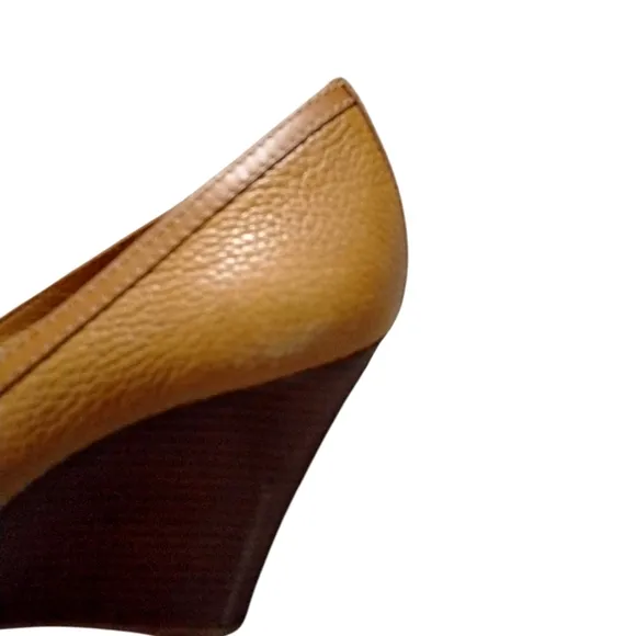 Tory Burch Selma Peep Toe Wedges Caramel/Tan Leather Wedge Heels Sz 9
