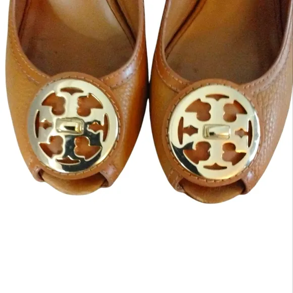 Tory Burch Selma Peep Toe Wedges Caramel/Tan Leather Wedge Heels Sz 9