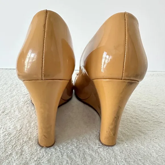 Tory Burch Trudy‎ Patent Bow Wedges 9.5 shoes peep toe heels