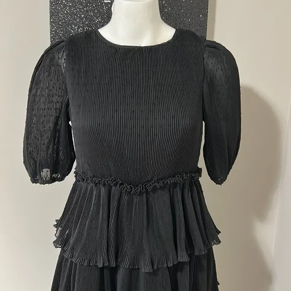Tuckernuck ENGLISH FACTORY Dotted Mixed Media Tiered Dress Black Sz XS NEW