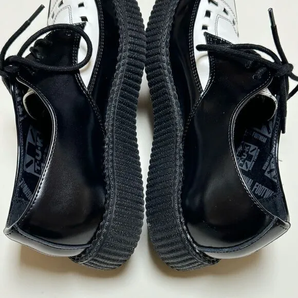 T.U.K Men’s Unisex Black|White Look Sharp Pointed Creeper Shoes Sz M6/W8