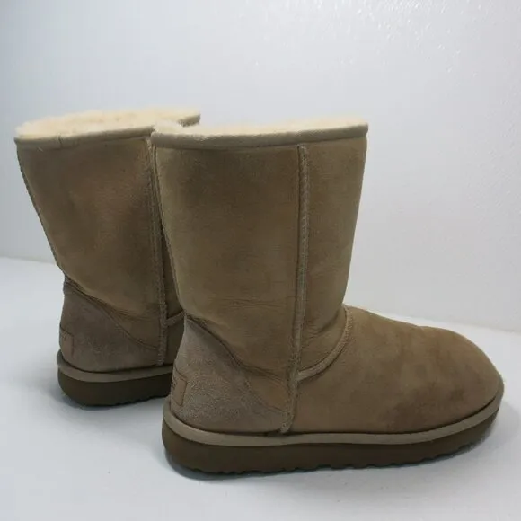 UGG #5825 Classic Short Australia Insulated Winter Shoes Womens Footwear Sz 5
