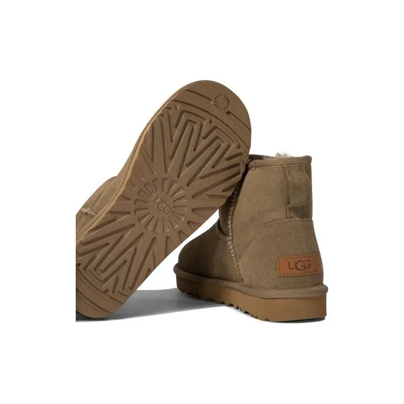 Ugg &quot;classic Mini Ii&quot; Ankle Boots Size US 7