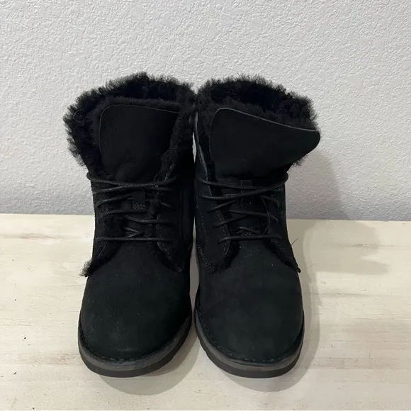 Ugg Black Suede Quincy Lace Up Boots