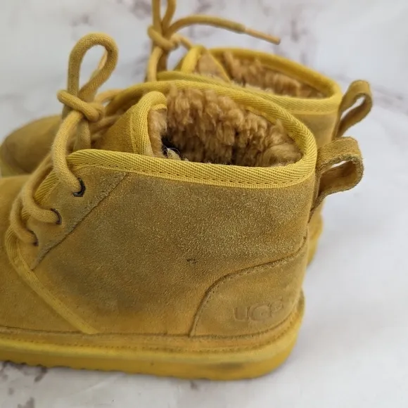 UGG Boots Youth Size 3 Yellow Neumel II Unisex Kid Chukka Lace Up  1017320K