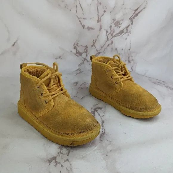 UGG Boots Youth Size 3 Yellow Neumel II Unisex Kid Chukka Lace Up  1017320K
