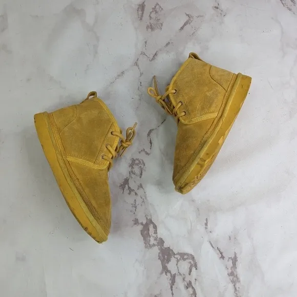 UGG Boots Youth Size 3 Yellow Neumel II Unisex Kid Chukka Lace Up  1017320K