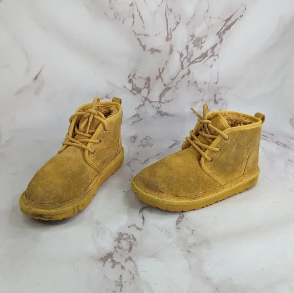 UGG Boots Youth Size 3 Yellow Neumel II Unisex Kid Chukka Lace Up  1017320K