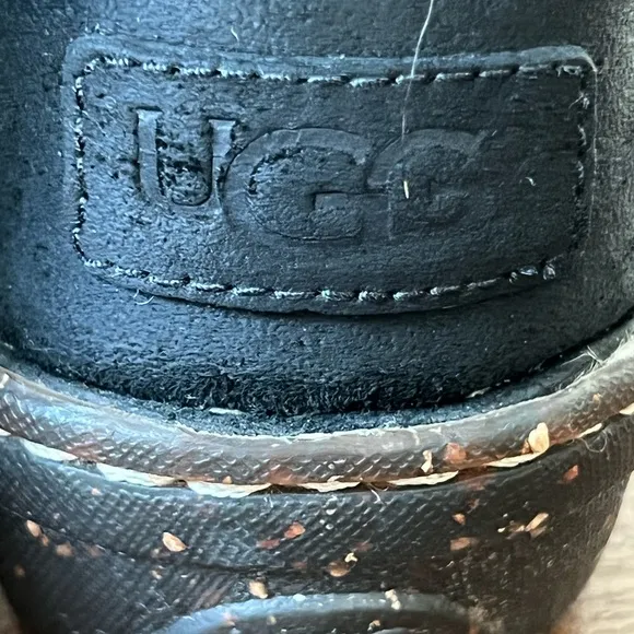 UGG Caspia Black Leather Lace Up Ankle Boots